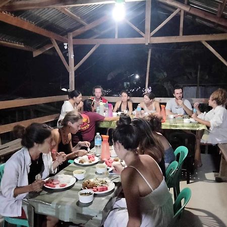 Roca'S Homestay Backpackers Chalet Batuan Exterior foto