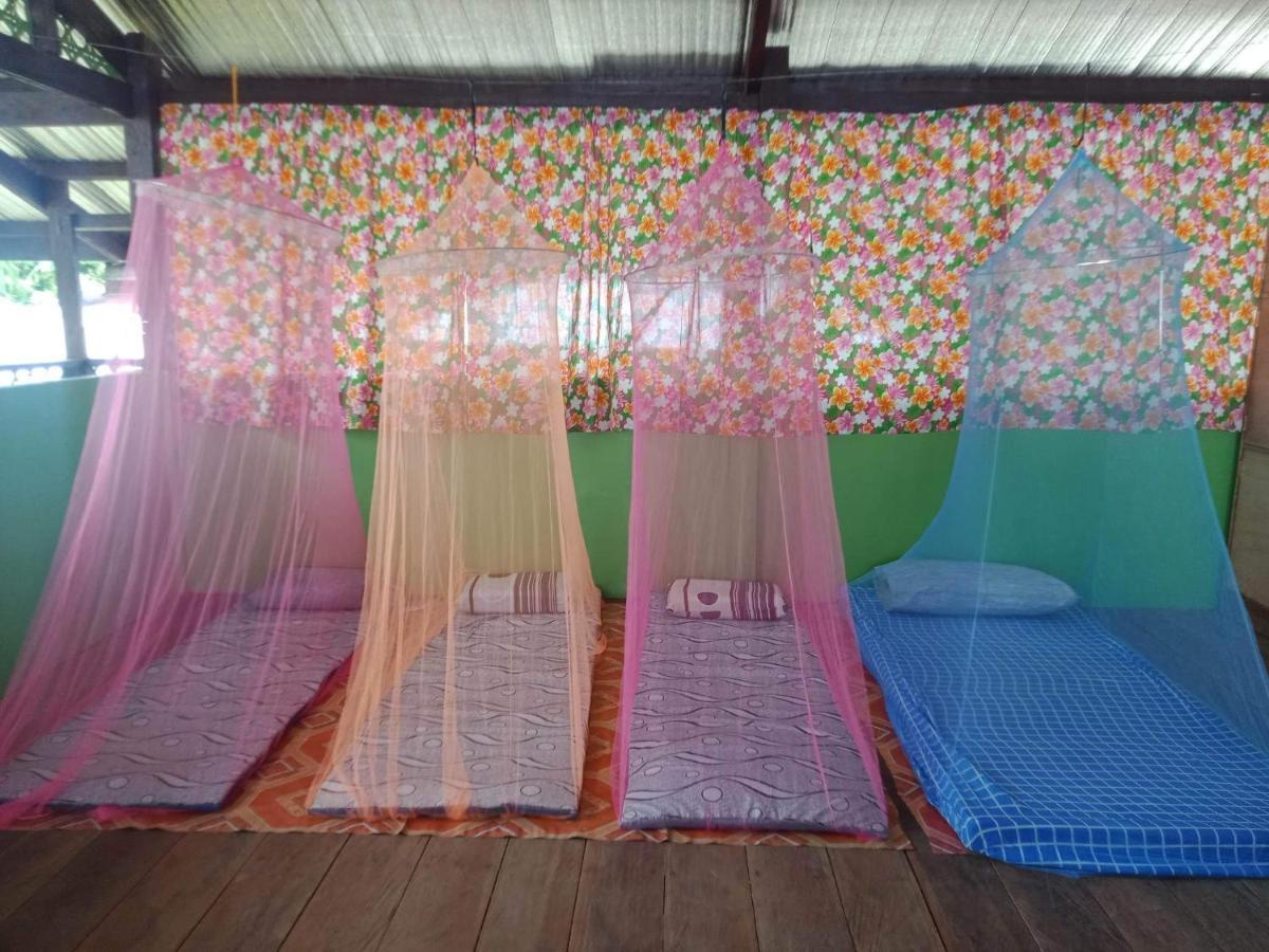 Roca'S Homestay Backpackers Chalet Batuan Exterior foto