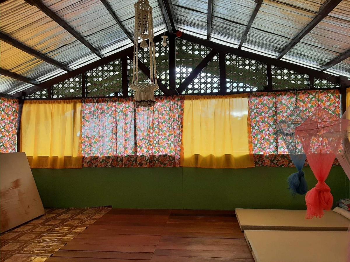 Roca'S Homestay Backpackers Chalet Batuan Exterior foto