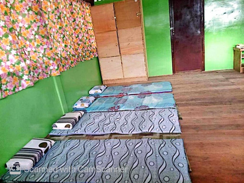 Roca'S Homestay Backpackers Chalet Batuan Exterior foto